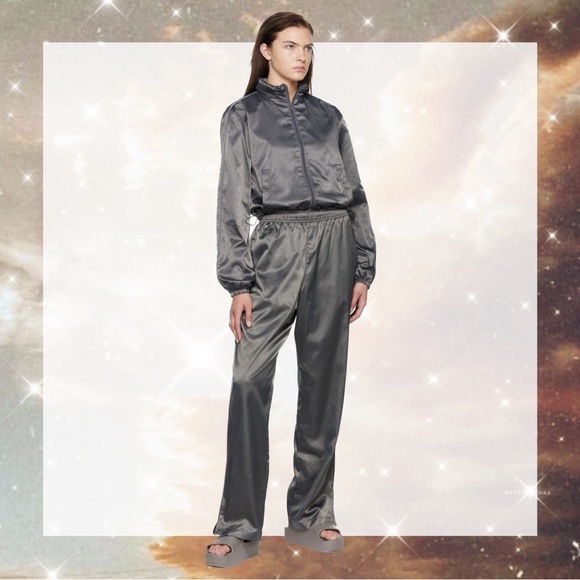 SKIMS Utility Sport Zip Up Jacket in Gunmetal size S NWT! - Picture 9 of 9